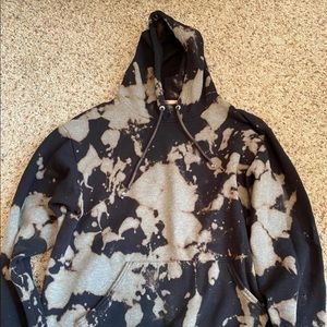 Bleached sweatshirt